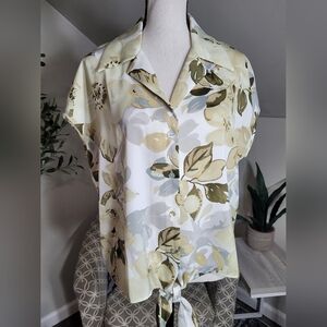 Rachel Zoe Floral Print Button Front Tie Top Size Small